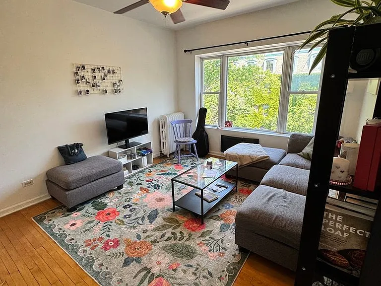 611 W Arlington Pl — Photo 6