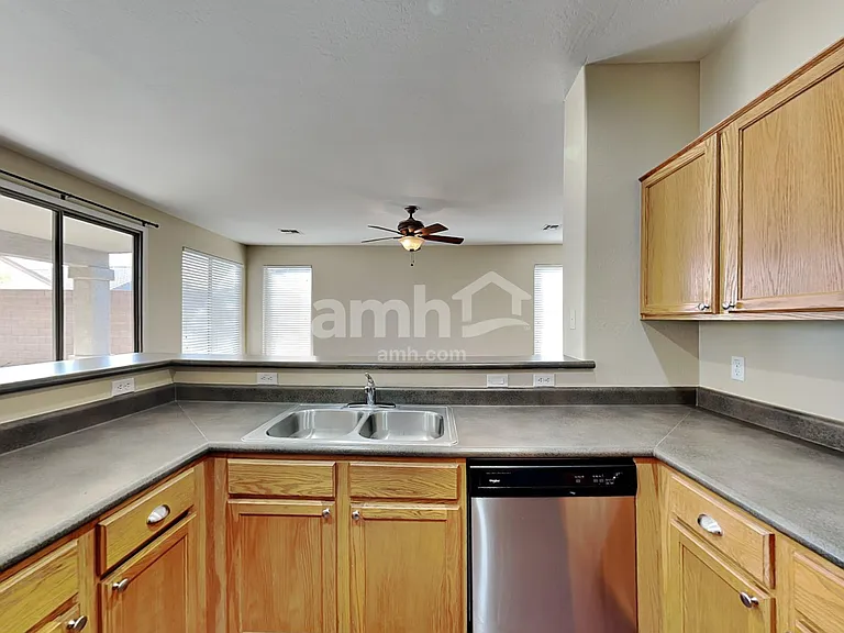 119 E Piccolo Ct — Photo 3