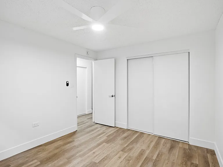 Orea Apartments — Photo 37