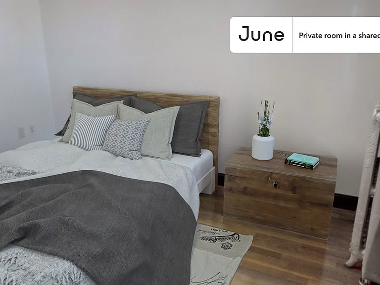 33 Egremont Rd #A — Photo 3