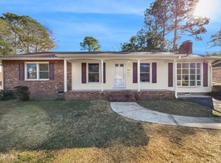 5030 Chesapeake Rd, Fayetteville, NC 28311