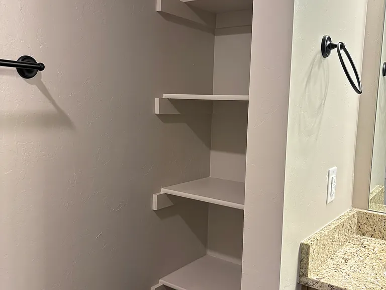 2209 E Grassland Ln — Photo 11
