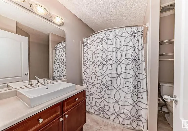 1798 Melrose Cres SW #HOUSE — Photo 25