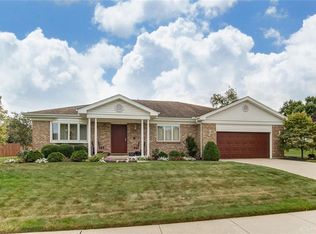 214 S Tippecanoe Dr, Tipp City, OH 45371
