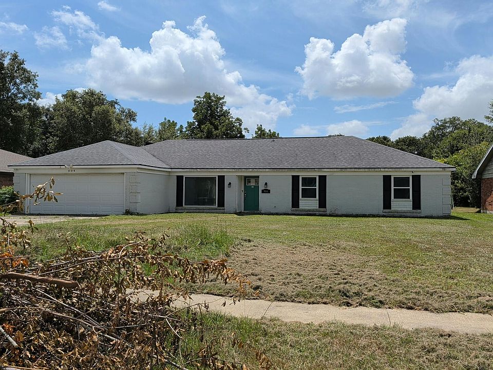 1st image of 904 Cherrydale St