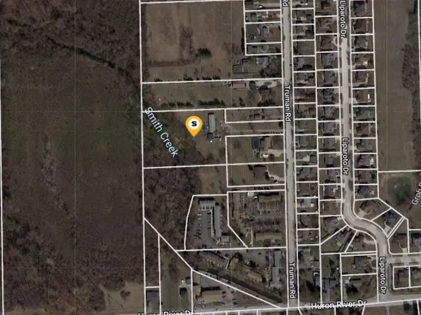 32340 Truman Rd, Rockwood, MI 48173