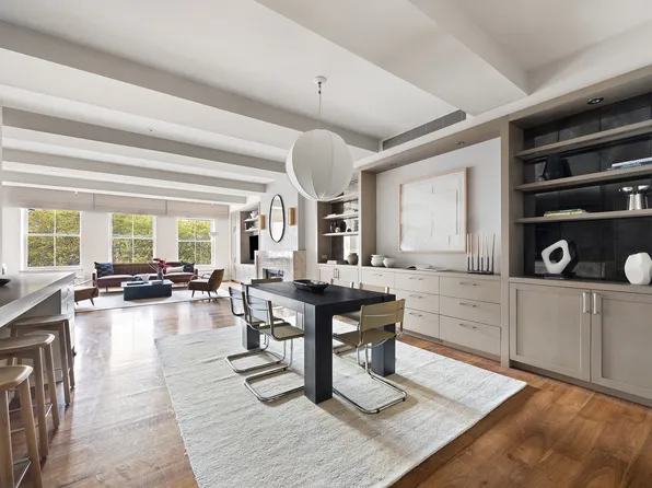 161 Duane Street image 2 of 15