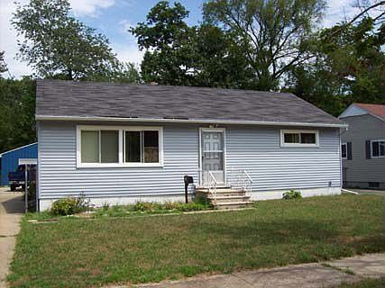 2nd image of 19 Ashland Ave