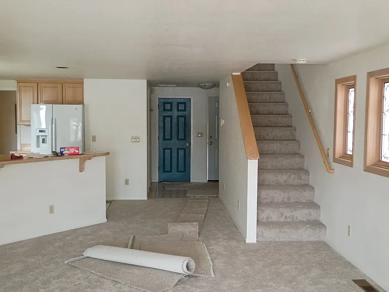 2522 Carpenter Rd SE — Photo 3