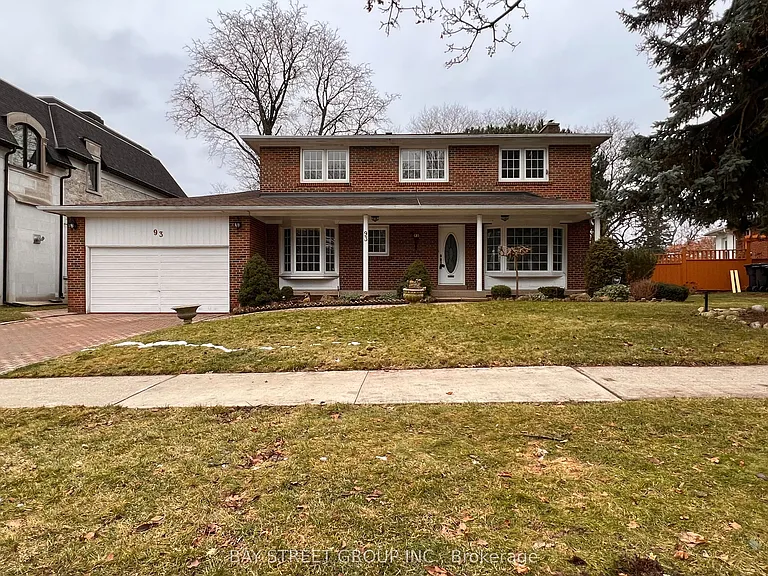 93 Lord Seaton Rd — Photo 3