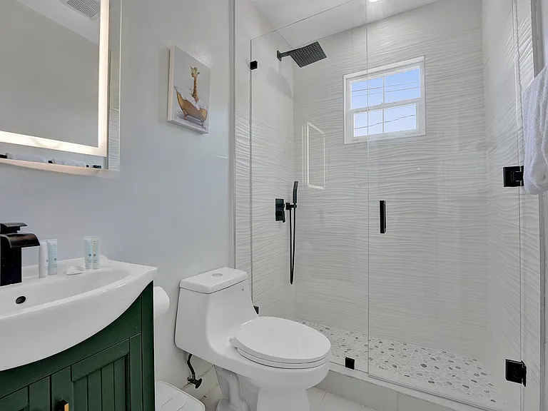 2633 Adams St — Photo 25