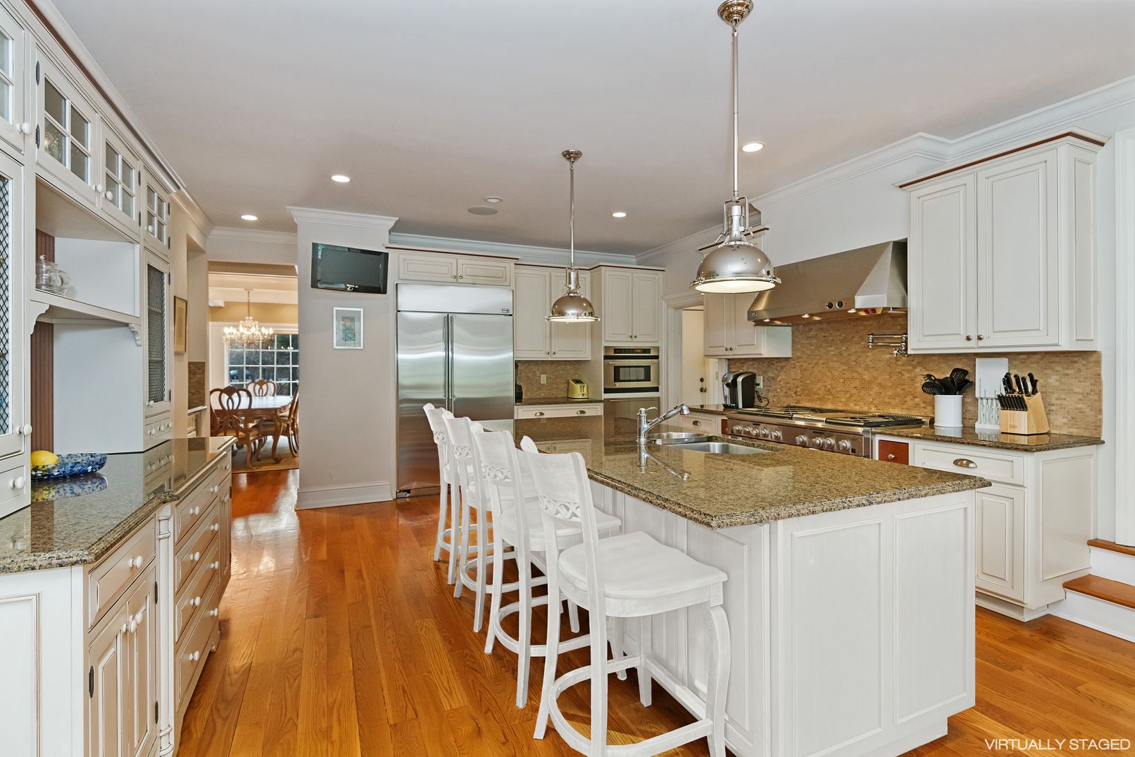  Virtually Painted Kitchen Island