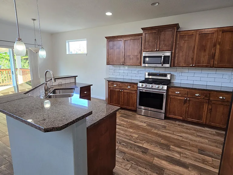 2643 Andrew Ave NW — Photo 24