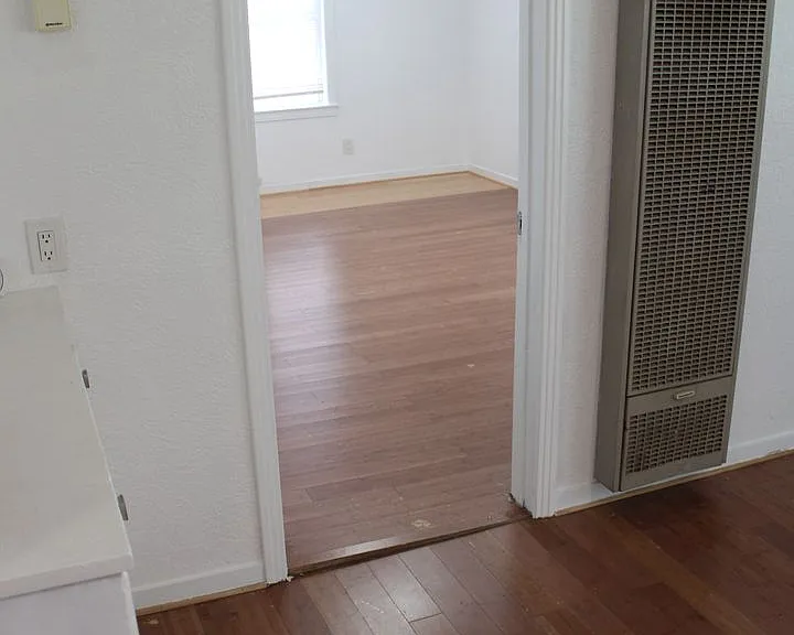 608 Union St — Photo 11