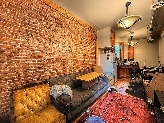 1st image of 643 Willoughby Ave #7