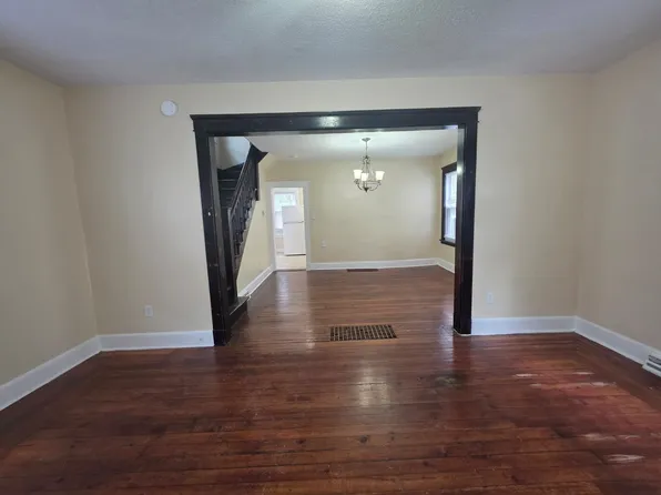 (undisclosed Address), New Haven, CT 06511