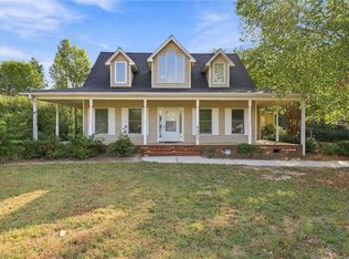 8402 Deer Path Ct, Stokesdale, NC 27357