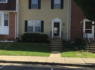 6996 Admetus Ct, Alexandria, VA 22315