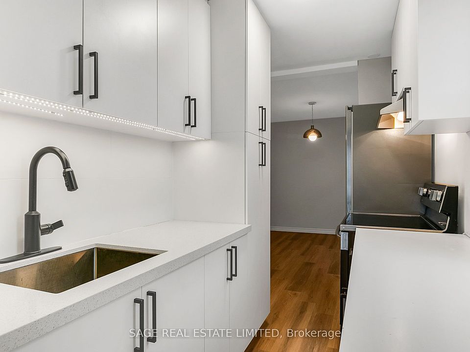 1st image of 633 Saint Clair Ave W