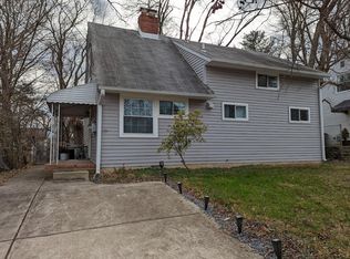 5914 Ridgway Ave, Rockville, MD 20851