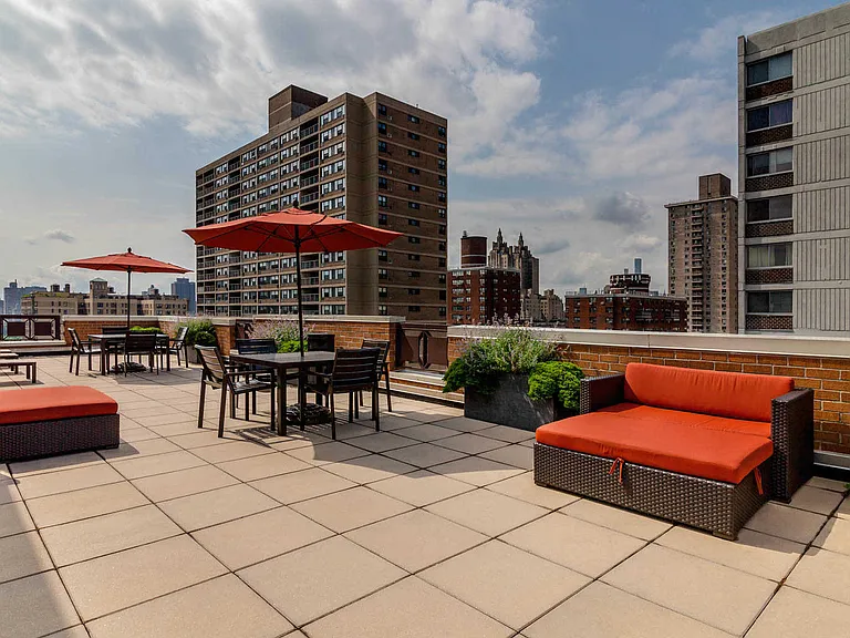 730 Columbus Ave #11F — Photo 19