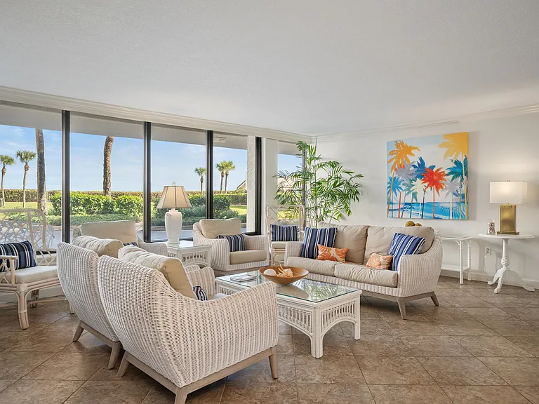 1480 Ocean Dr #4E — Photo 25