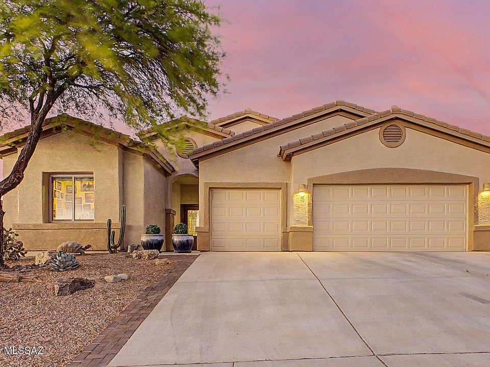 1st image of 725 E Blue Mesa Pl