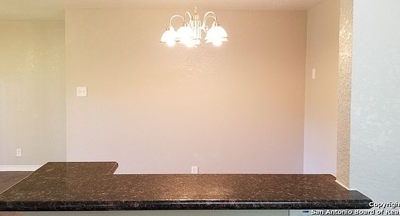 3rd image of 2062 Springvale Dr