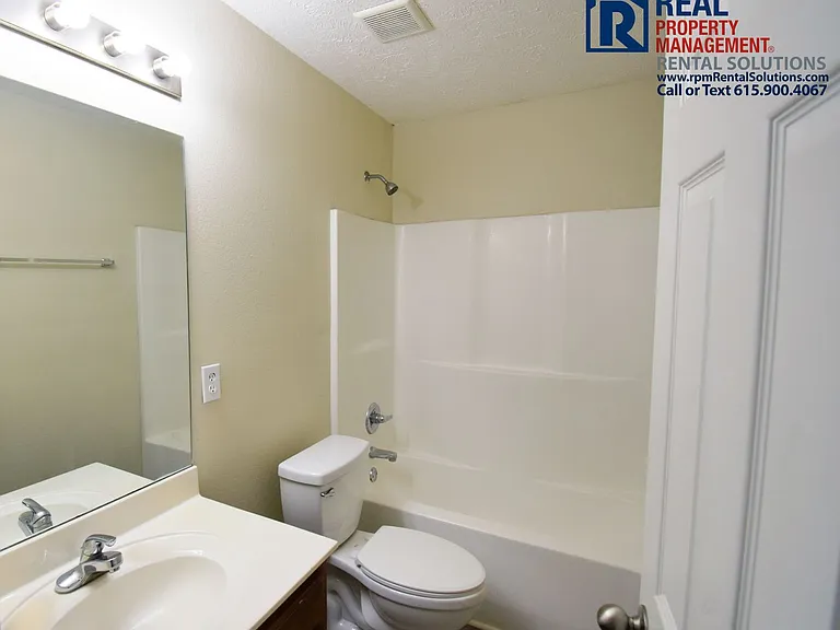 2418 Quest Ave — Photo 20