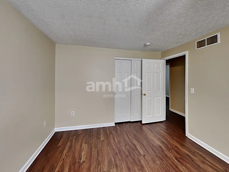 456 Kathryn Dr — Photo 10