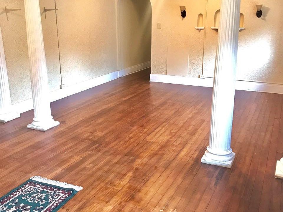 1st image of 3730 Franklin Ave