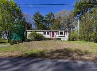 8 Camden Ave, York, ME 03909