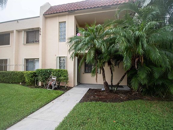 3rd image of 16471 Blatt Blvd APT 106