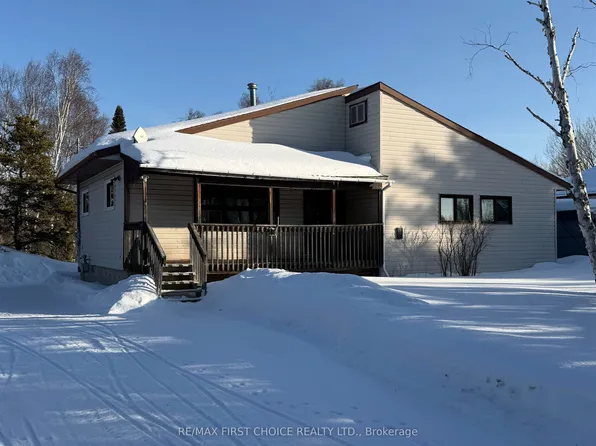 14 Superior St, Ignace, ON P0T 1T0