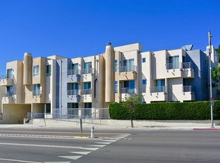 5601 W Olympic Blvd UNIT 202, Los Angeles, CA 90036