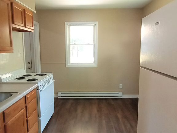 5th image of 2102 S Vine St