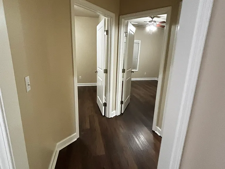 121 Tanglewood Dr — Photo 16