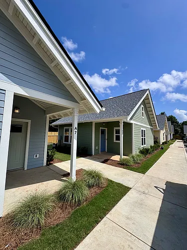 Ashland Park Townhomes Photo 1