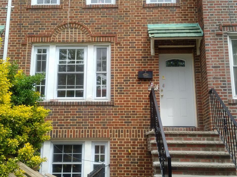 1st image of 711A E 43rd St