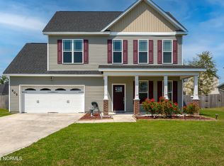 905 Haystack Ln, Jacksonville, NC 28546