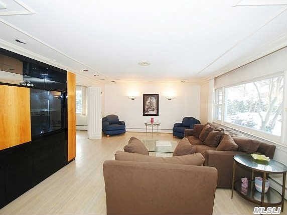 5th image of 70 Tara Dr