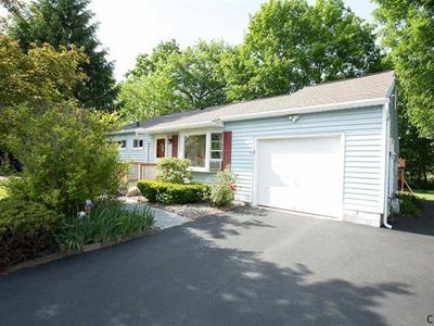 13 Quarry Dr, Colonie, NY, 12205