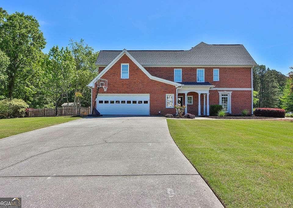 1st image of 2390 Amberbrook Ln
