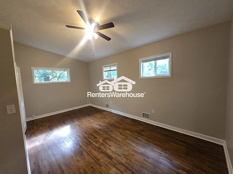 1593 Tanager Cir — Photo 14