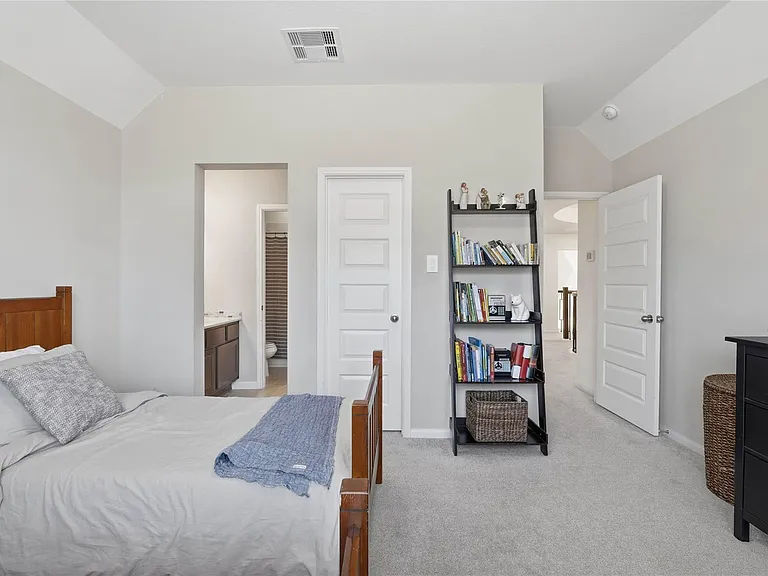 318 Calmato Woods Way — Photo 18
