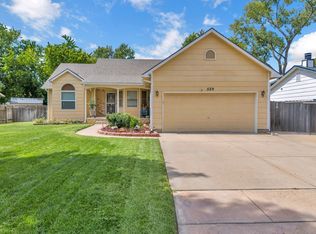 529 N Rutgers St, Wichita, KS 67212