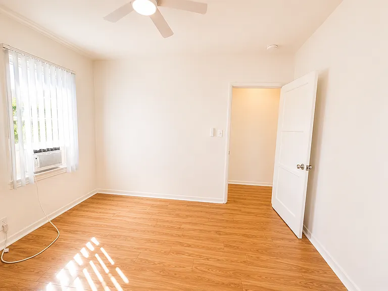 430 E Angeleno Ave — Photo 9