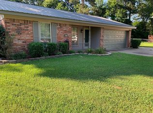 8847 Bernay Dr, Shreveport, LA 71118