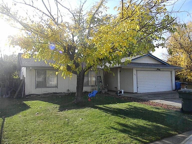 1st image of 1696 Maywood Dr