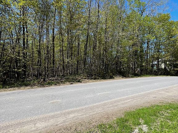 2nd image of 30 Luffman Rd
